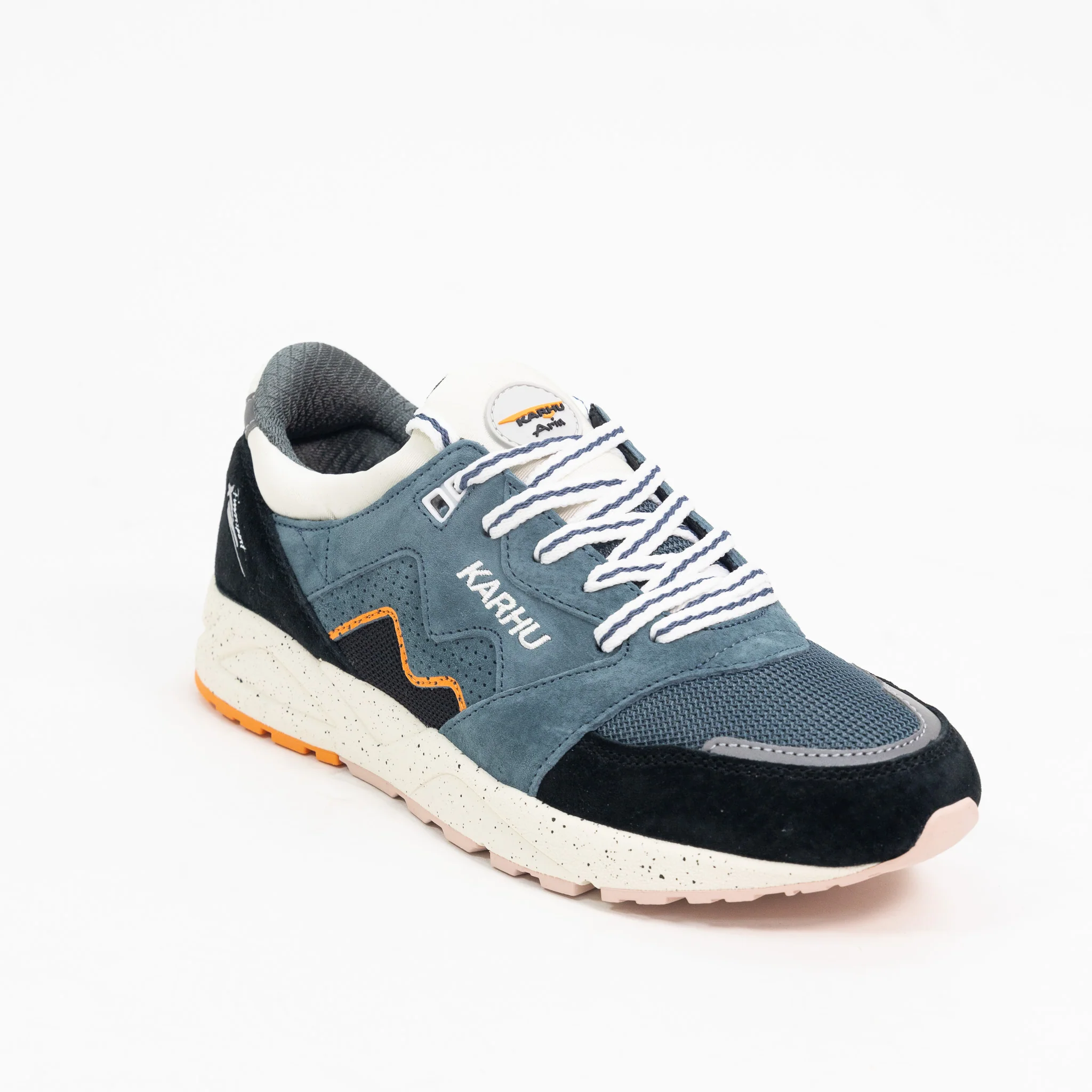 Karhu Aria 95 - Jet Black/Stormy Weather - Image 3